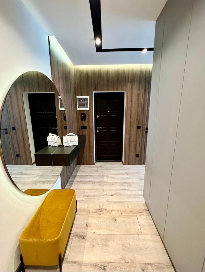 Royal Vip Jacuzzi Apart Lviv Exterior foto