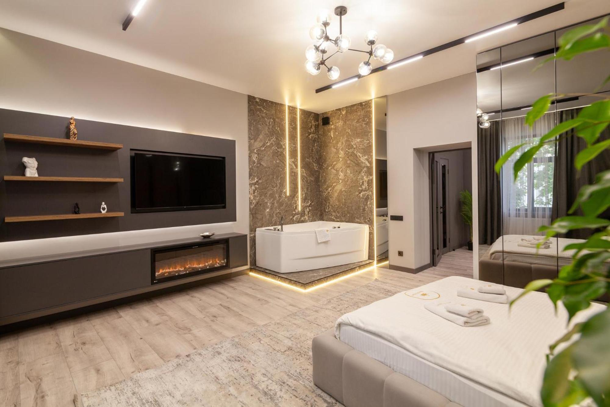 Royal Vip Jacuzzi Apart Lviv Exterior foto